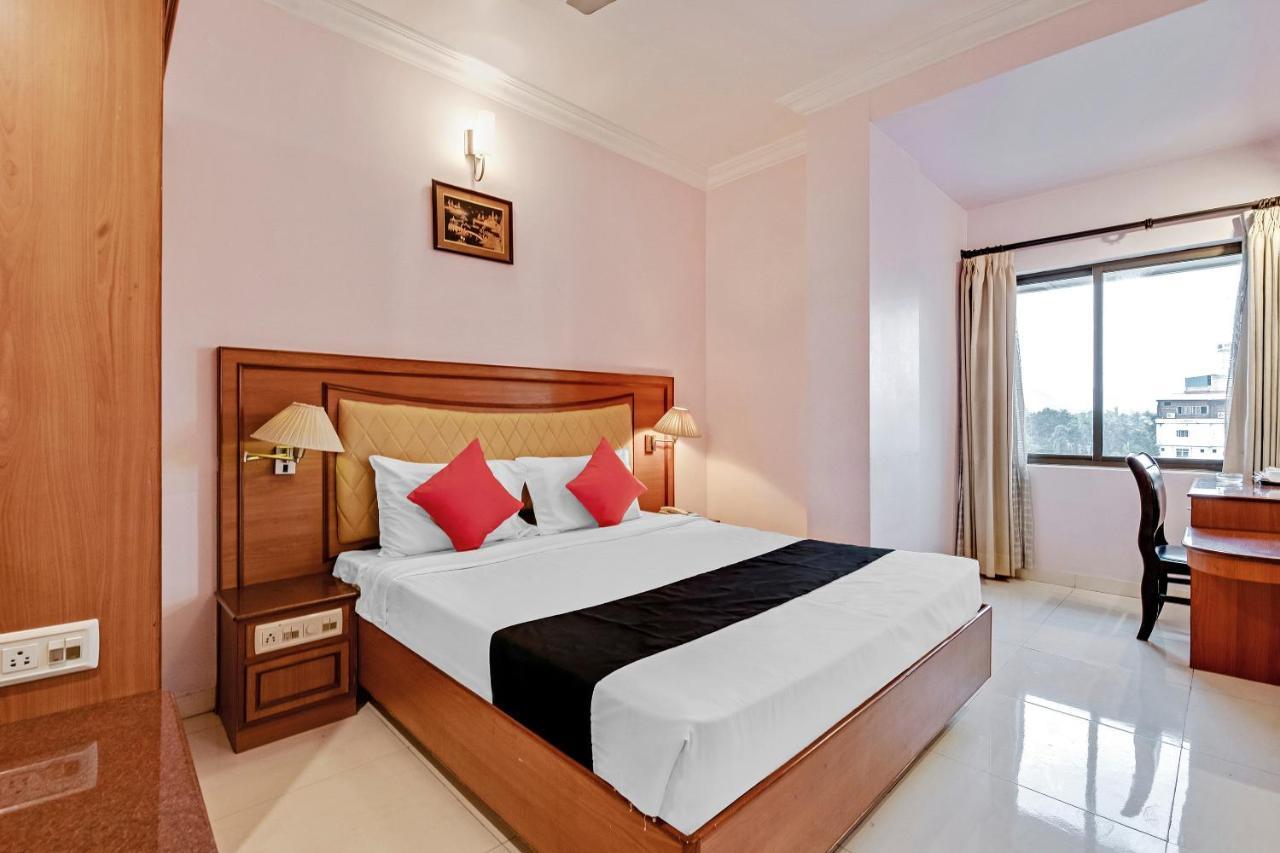 Capital O 41646 Hotel Devi Towers Salem Luaran gambar